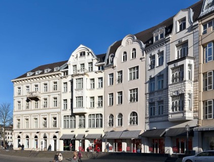 Town houses from the Wilhelminian time on the Munsterplatz