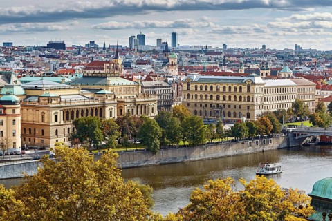 Historic centre and Vltava river
