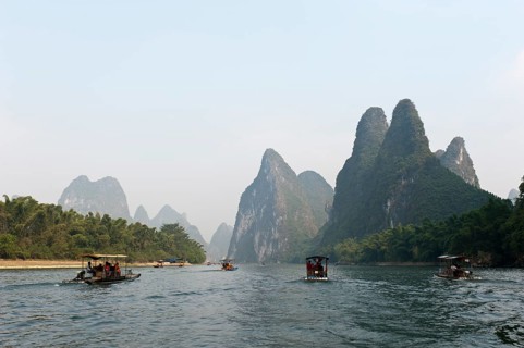Simple rafts on the river