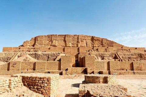 Middle-Elamite royal city with Ziggurat
