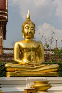 Golden Buddha statue