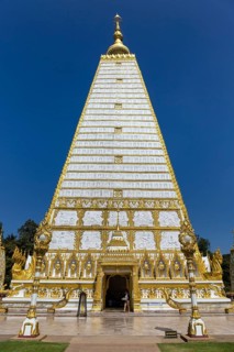 Wat Phra That Nong Bua