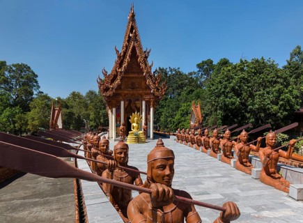 Wat Sa Suk Prasan temple ship in Wat Ban Na Muang