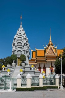 Stupa of Princess Kantha Bopha in front of the Silver Pagoda in the Royal Palace District