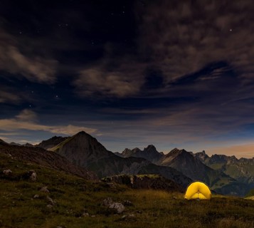 Illuminated tent