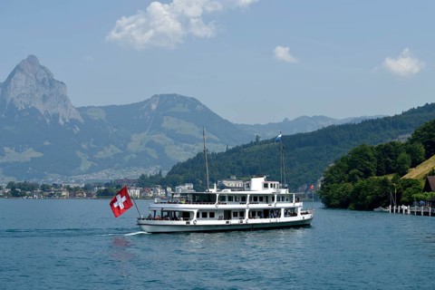 MS Schwyz approaching the landing stage at Treib