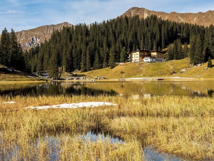 Lake Korbersee in autumn