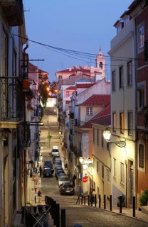 Street Travessa do Cabral in the Bairro Alto at dusk