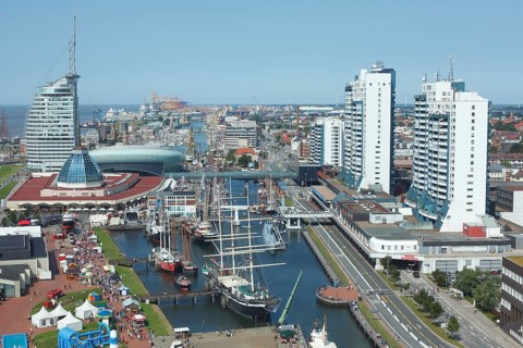 View from the radar tower with Havenwelten and Columbus Center at Sail 2015