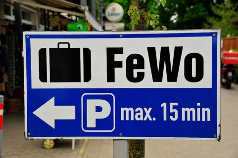 Sign in German