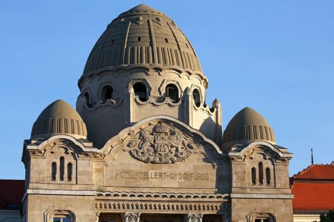Dome of the entrance to the thermal bath