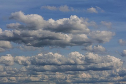 Staggered cumulus clouds