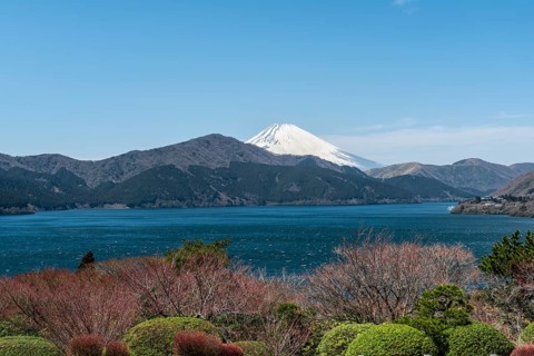 Ashi Lake