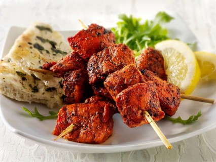 Chicken Tikka with naan bread