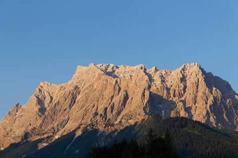 Mt Zugspitze and Mt Schneefernerkopf