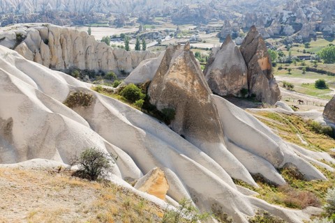 Tufa formations in Zemi Valley