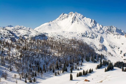Mondscheinspitze Mountain in winter