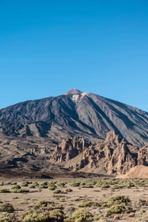 Pico del Teide or Mount Teide with the rock formation Roques de Garcia