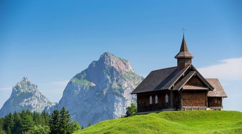 Stoos-Kirche church in front of Grosser Mythen mountain