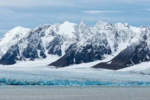 Mountains and Monacobreen glacier