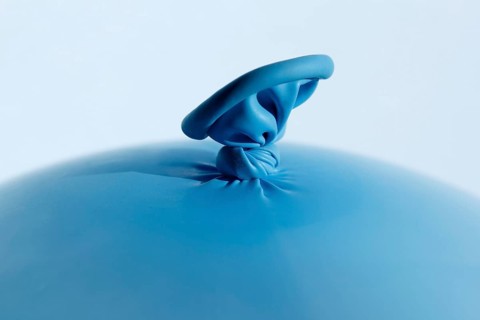 Knot of a balloon