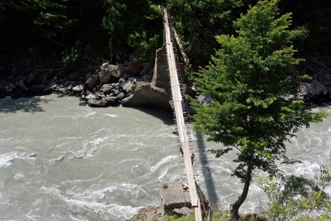 Simple suspension bridge over the Enguri river