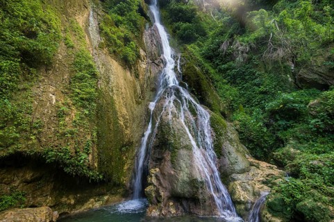 Waterfall Mele Cascades in jungle