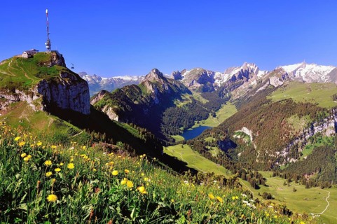 Cable car on Hoher Kasten mountain