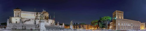 Piazza Venezia with national monument Monumento Vittorio Emanuele II