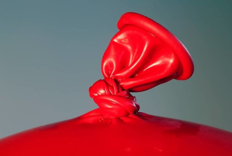 Knot of a balloon