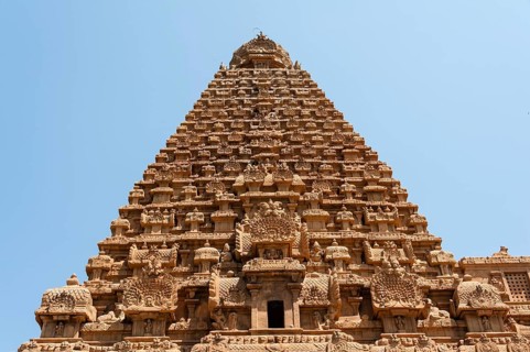 Brihadeeswarar Temple