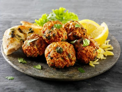 Kofta with naan bread