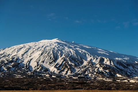 Snow peak of Snaeffelsjokull