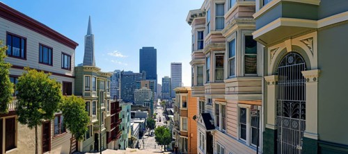 View of Kearny Street with the Transamerica Pyramid