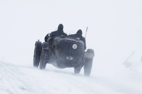 Vintage car rally