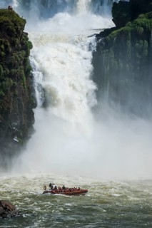 Jetboat underneath the Iguazu Falls