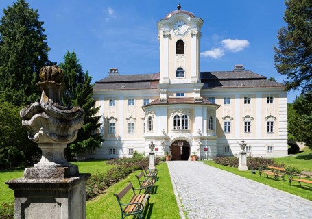 Schloss Rosenau