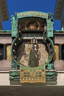 Ankeruhr Clock in Ankerhof