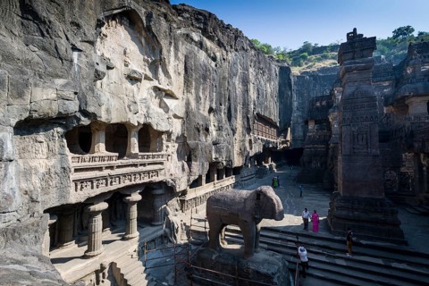 Cave 16