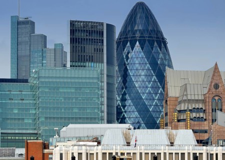 Skyline with the office tower '30 St Mary Axe'