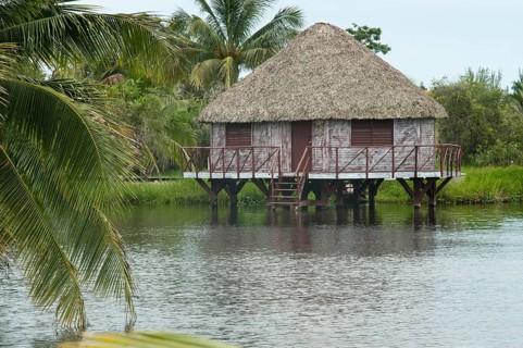Stilt house in the lake of Lago de Tesoro