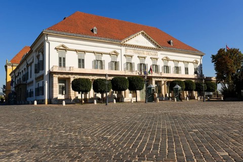 Presidential Palace Sandor Palace on Castle Hill