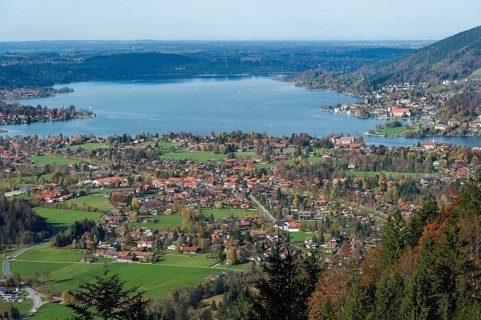 Rottach-Egern and Tegernsee lake with Wallenberg mountain