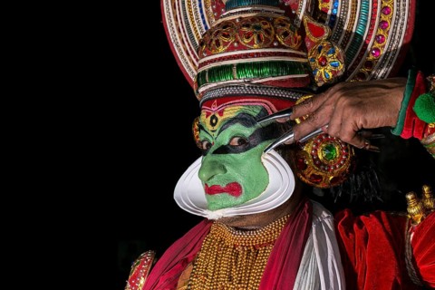 Katakali artist posing dressed up as Jayantha