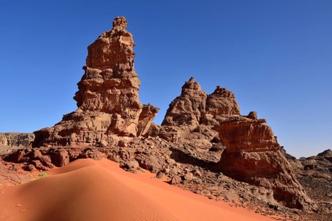 Rock towers and sand dunes at the Cirque