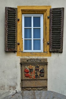 Window with coat of arms on the Criminal Museum