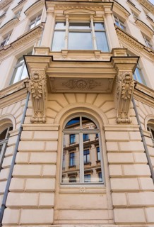 Bay window