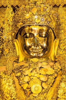 Golden seated Buddha