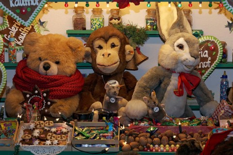 Market stall with Steiff stuffed animals