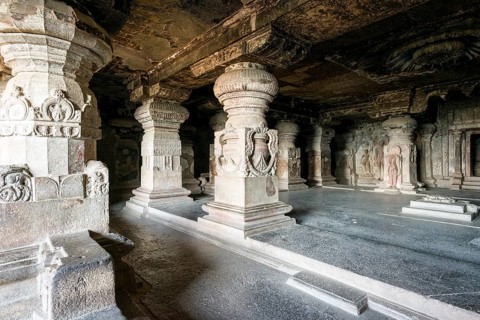 Cave 32